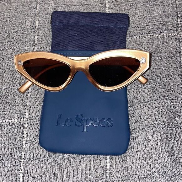 Le Specs synthcat Women’s sunglasses new without tags gold main image 4